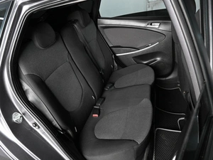 Хетчбэк Hyundai Solaris 2011 года, 899000 рублей, Аксай