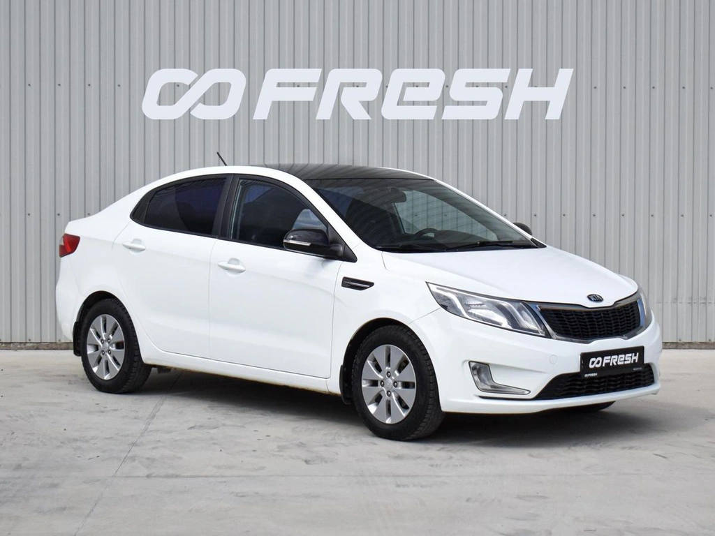 Седан Kia Rio 2013 года, 1055000 рублей, Краснодар