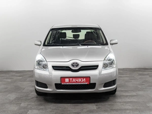 Минивэн Toyota Corolla Verso 2008 года, 800000 рублей, Красноярск
