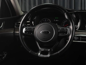 Седан Kia K5 2020 года, 2459000 рублей, Тюмень