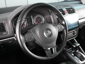 Седан Volkswagen Jetta 2010 года, 599000 рублей, Ростов-на-Дону