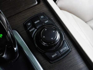 Седан BMW 7 серия 2011 года, 1489000 рублей, Воронеж