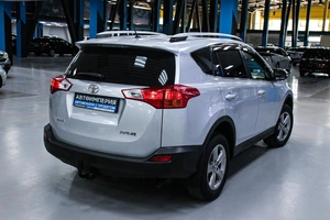 Внедорожник Toyota RAV4 2015 года, 2018000 рублей, Солонцы
