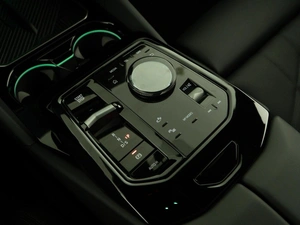 Седан BMW 5 серия 2025 года, 8298999 рублей, Москва