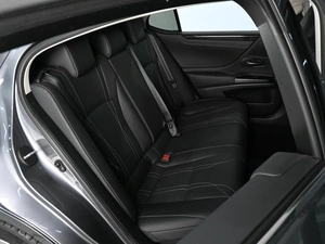 Седан Lexus ES 2021 года, 5375000 рублей, Аксай