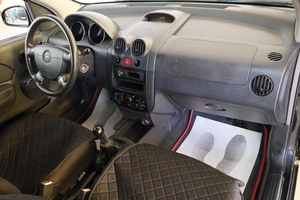 Хетчбэк Chevrolet Aveo 2006 года, 259000 рублей, Омск