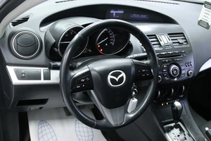Хетчбэк Mazda 3 2012 года, 863000 рублей, Солонцы