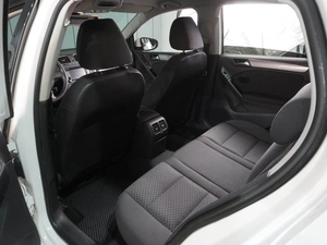 Хетчбэк Volkswagen Golf 2011 года, 749000 рублей, Воронеж