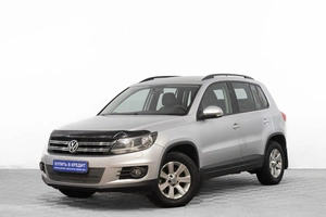 Внедорожник Volkswagen Tiguan 2012 года, 1449000 рублей, Барнаул
