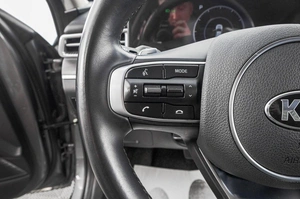 Седан Kia K5 2020 года, 2299000 рублей, Барнаул
