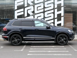 Внедорожник Volkswagen Touareg 2016 года, 3325000 рублей, Волгоград