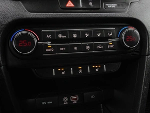 Хетчбэк Kia Ceed 2018 года, 1450000 рублей, Нижний Новгород