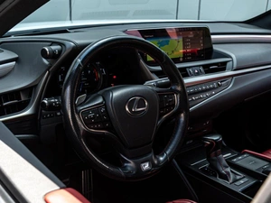Седан Lexus ES 2021 года, 3845000 рублей, Краснодар