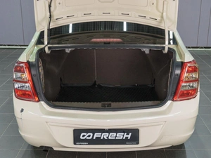 Седан Chevrolet Cobalt 2014 года, 700000 рублей, Сургут