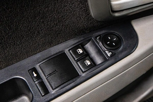 Седан ВАЗ (LADA) Priora 2011 года, 349000 рублей, Сургут