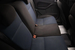 Хетчбэк Ford Focus 2006 года, 469000 рублей, Оренбург