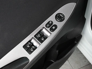 Седан Hyundai Solaris 2014 года, 919000 рублей, Аксай