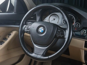 Седан BMW 5 серия 2014 года, 1899000 рублей, Тюмень