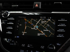 Седан Toyota Camry 2019 года, 2189000 рублей, Тюмень