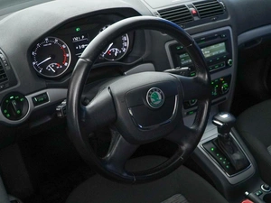 Лифтбек Skoda Octavia 2012 года, 899999 рублей, Москва