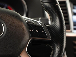 Внедорожник Mercedes-benz M-класс 2012 года, 2137077 рублей, Москва