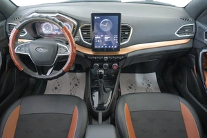 Седан ВАЗ (LADA) Vesta Cross 2024 года, 1819000 рублей, Омск