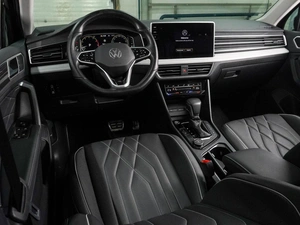 Внедорожник Volkswagen Tiguan L 2023 года, 4876000 рублей, Воронеж