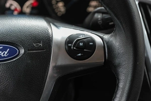 Седан Ford Focus 2012 года, 1069000 рублей, Новокузнецк