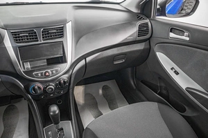 Седан Hyundai Solaris 2014 года, 1159000 рублей, Барнаул