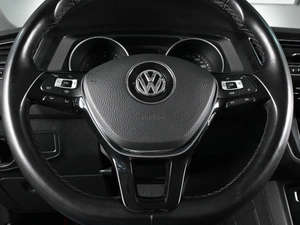 Внедорожник Volkswagen Tiguan 2020 года, 2250000 рублей, Аксай