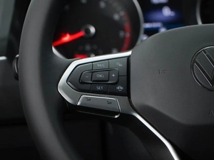 Внедорожник Volkswagen Tiguan 2021 года, 2549777 рублей, Москва