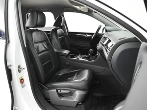 Внедорожник Volkswagen Touareg 2013 года, 2177000 рублей, Ставрополь