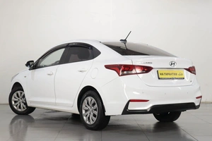 Седан Hyundai Solaris 2017 года, 1179000 рублей, Челябинск