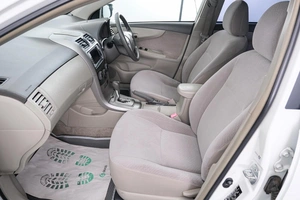 Седан Toyota Corolla Axio 2010 года, 789000 рублей, Красноярск