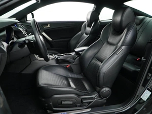 Купе Hyundai Genesis 2013 года, 1445055 рублей, Москва