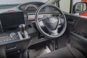 Минивэн Honda Freed 2012 года, 1099000 рублей, Томск
