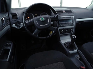 Лифтбек Skoda Octavia 2012 года, 895000 рублей, Тверь