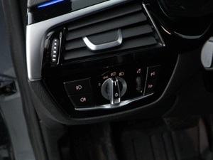 Седан BMW 5 серия 2017 года, 3378055 рублей, Москва