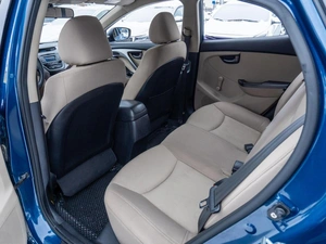 Седан Hyundai Elantra 2014 года, 1229000 рублей, Саратов