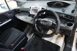 Минивэн Honda Freed 2012 года, 1159000 рублей, Омск