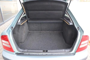 Хэтчбек Skoda Octavia 2009 года, 630000 рублей, Мирное