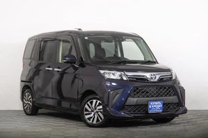 Минивэн Toyota Roomy 2021 года, 1199000 рублей, Томск