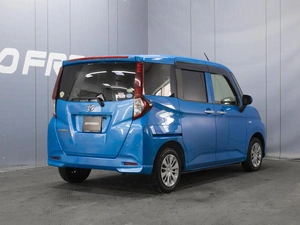 Минивэн Toyota Roomy 2019 года, 1060000 рублей, Омск