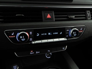 Седан Audi A4 2018 года, 2449050 рублей, Москва