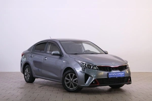 Седан Kia Rio 2021 года, 1899000 рублей, Омск