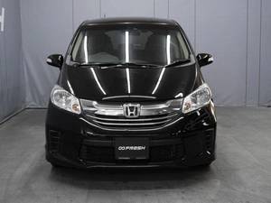 Минивэн Honda Freed 2015 года, 1280000 рублей, Омск