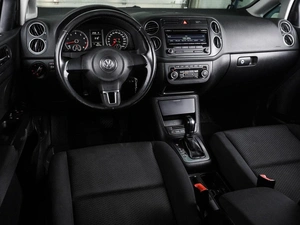 Хетчбэк Volkswagen Golf Plus 2012 года, 729000 рублей, Воронеж