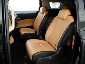 Минивэн Kia Carnival 2021 года, 3816050 рублей, Москва