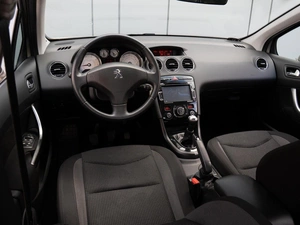 Седан Peugeot 408 2012 года, 620000 рублей, Краснодар