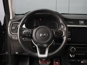 Хетчбэк Kia Rio X 2021 года, 1750000 рублей, Омск
